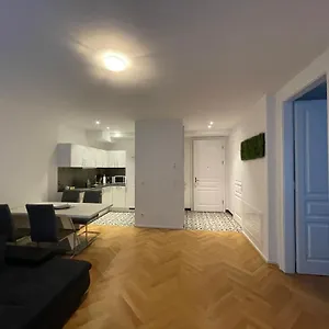  Appartement 1st La Opera Suites Oostenrijk