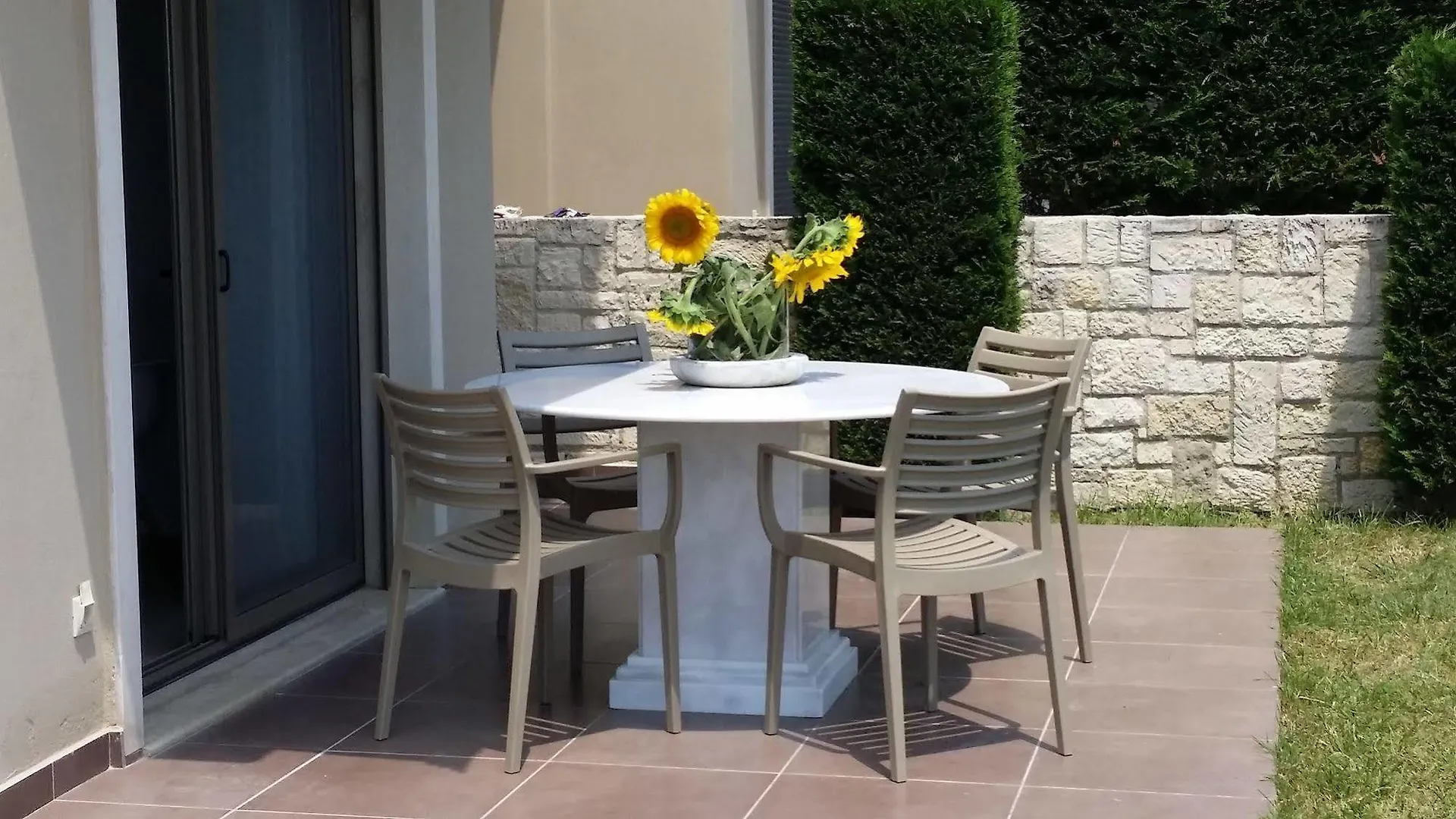 Niovi Boutique Apartments Afytos